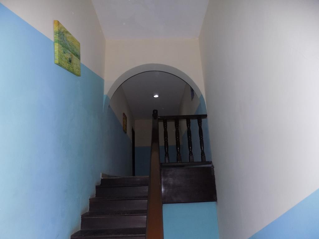 Posh Apartments And Hotel Ikeja Exterior photo