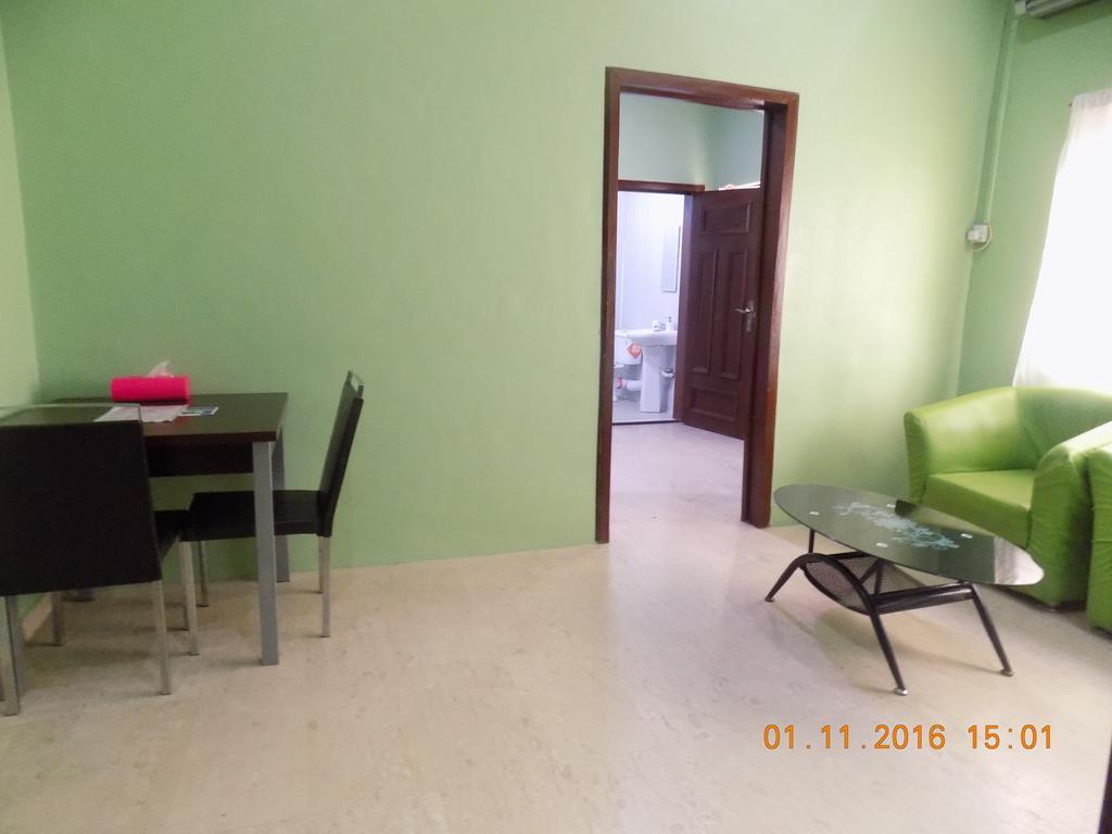 Posh Apartments And Hotel Ikeja Exterior photo