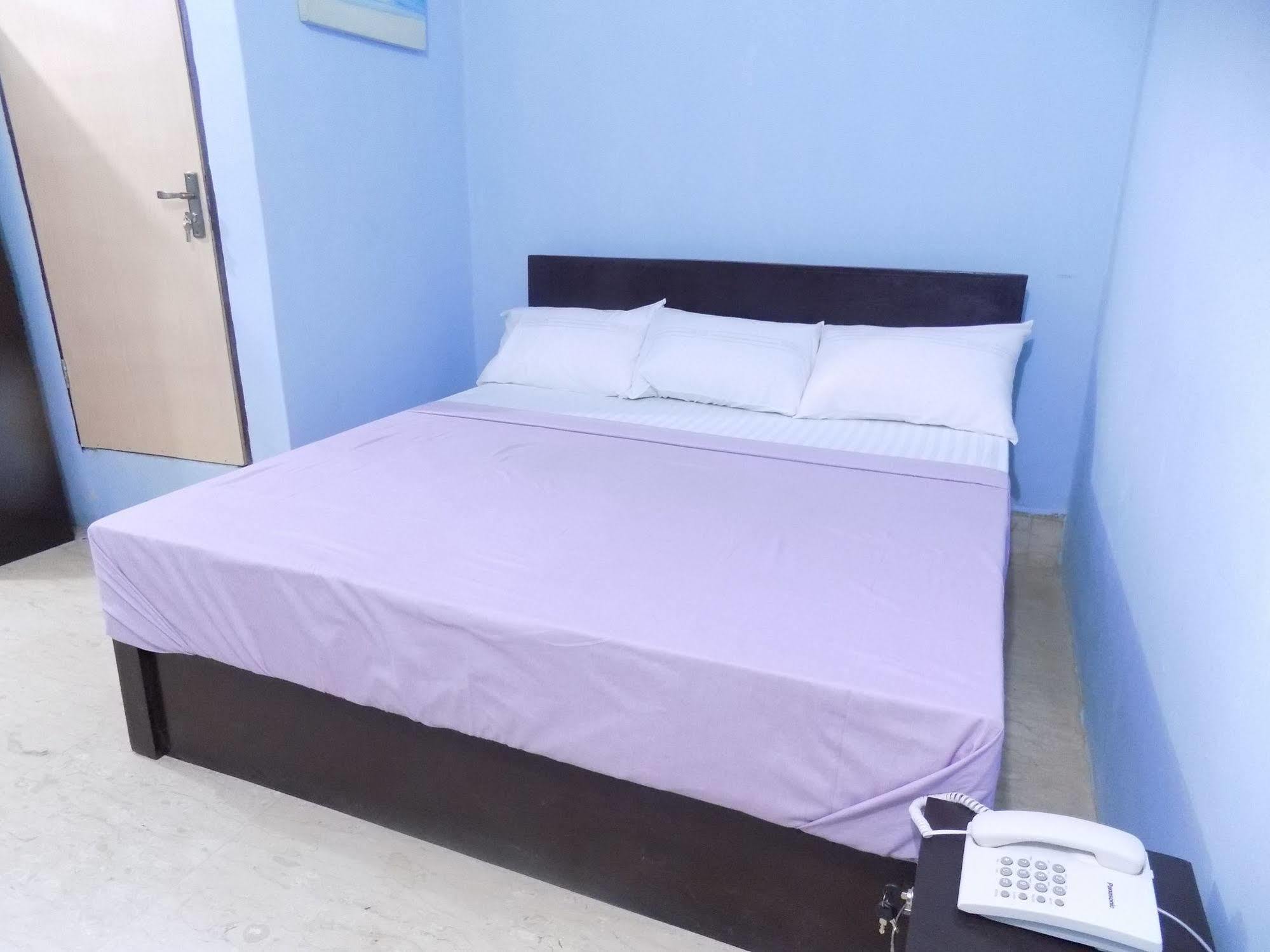 Posh Apartments And Hotel Ikeja Exterior photo