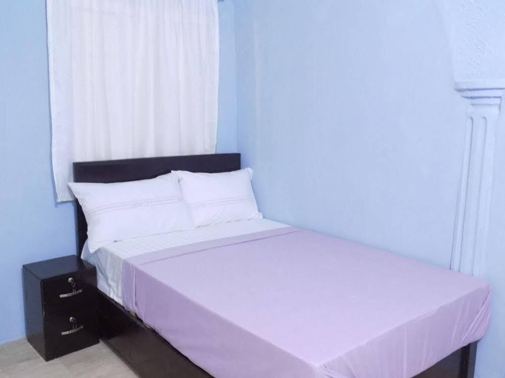 Posh Apartments And Hotel Ikeja Exterior photo